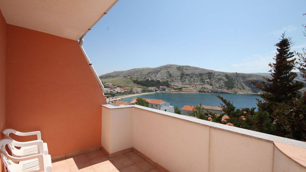 Cały apartament wypoczynkowy, Apartament wakacyjny dla 3 osób z widok in Metajna, Pag (Wyspa)