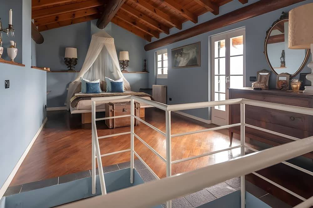Pretore Rustico Land-Ferienhaus mit Pool in Gravedona, Gravedona ed Uniti