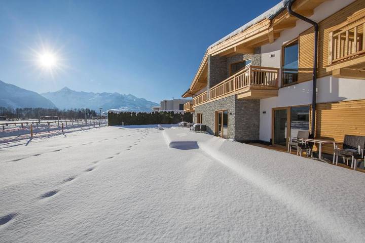 Chalet voor 9 personen, with tuin and sauna as well as uitzicht, met huisdier in Zell am See