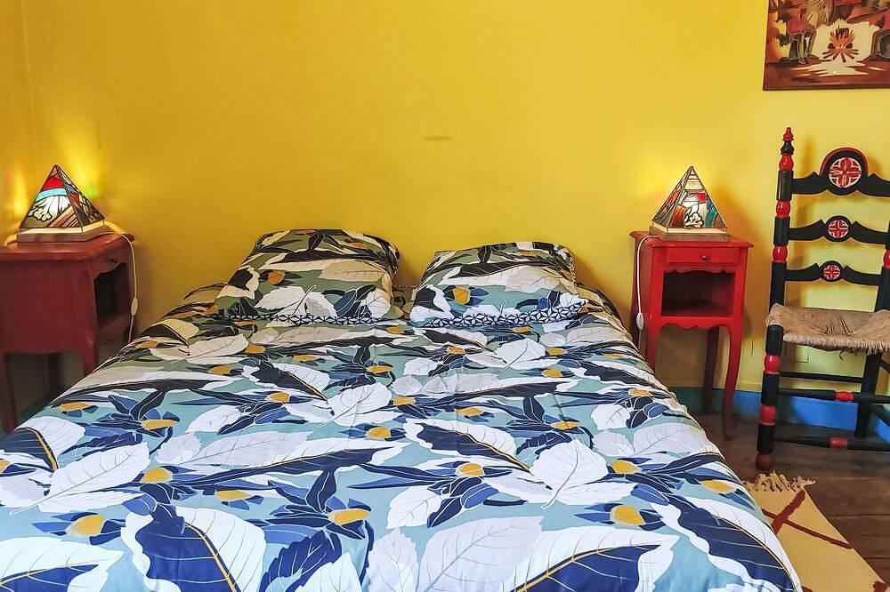 L'Oté rouge in Saint-Brieuc, Côte de Goëlo