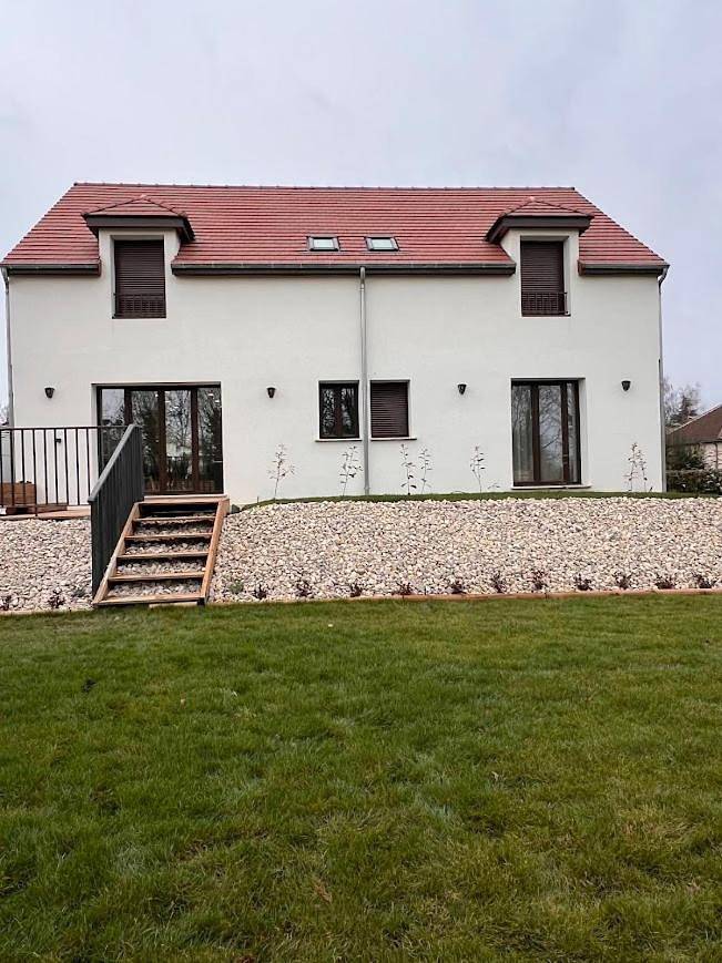 Location de vacances pour 10 personnes, avec jardin à Les Molières