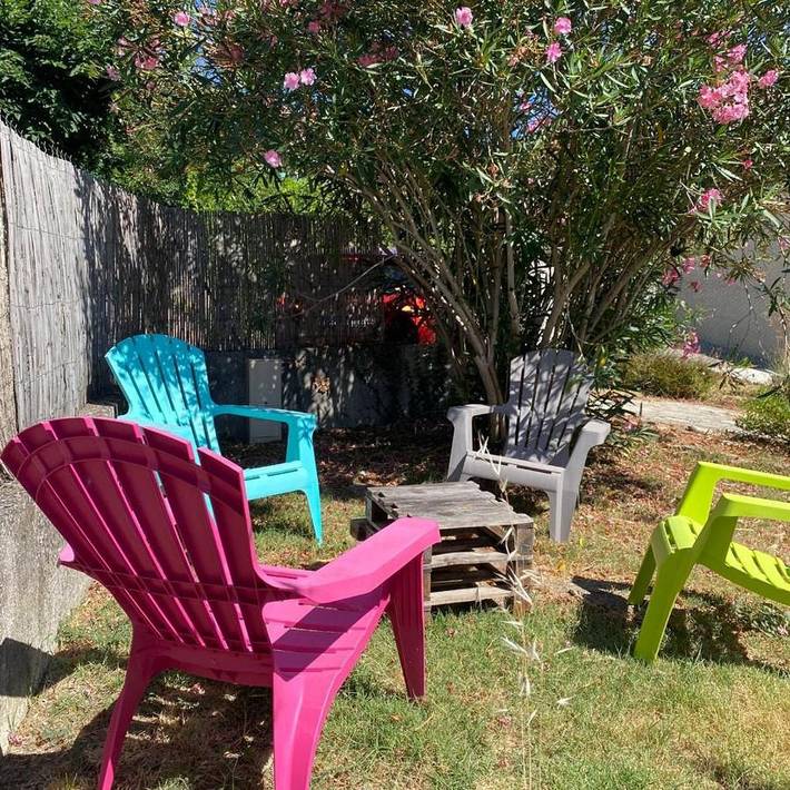 Location de vacances pour 4 personnes, avec jardin ainsi que jacuzzi et piscine à Aigremont - 3