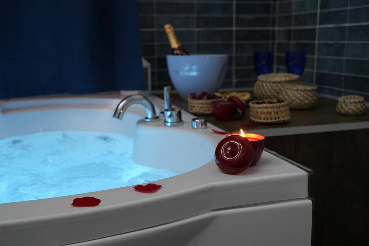 Deluxe Suite with Spa Bath in Catania, Catania Provinz
