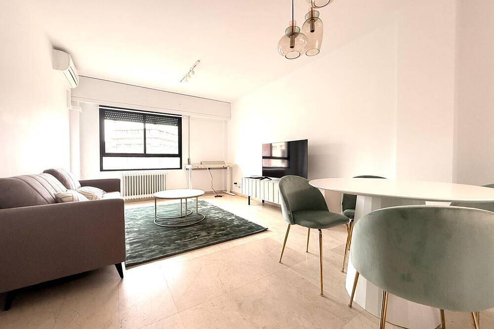 Apartamento entero, Vrbo Property in Chamberí (Madrid), Madrid