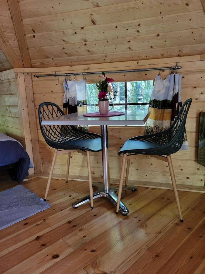 Gîte pour 2 personnes, avec jardin et sauna ainsi que terrasse et vue à Paimpont - 4