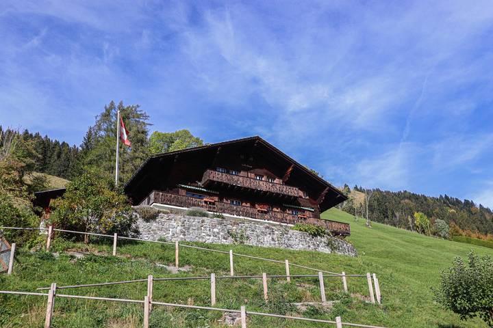 Gîte pour 6 personnes, avec Balcon à Rougemont