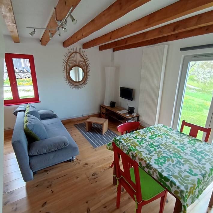 Gîte pour 5 personnes, avec terrasse et jardin dans Belley - 4