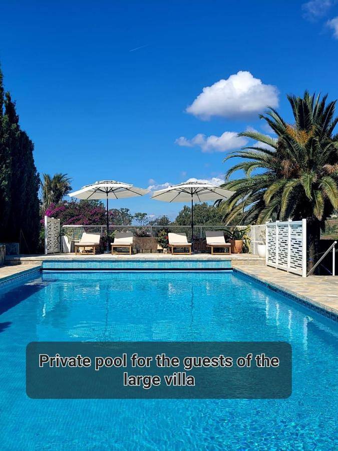 Ferienhaus für 4 Personen, mit Terrasse und Garten sowie Pool und Ausblick in Benajarafe - 2