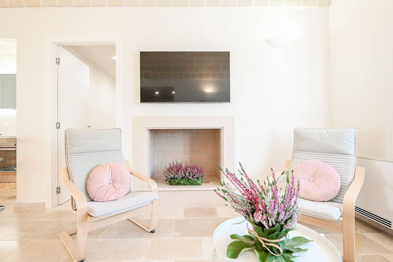 Villa "Trulli Eden 101" with Private Pool, Terraces & Wi-Fi in San Michele Salentino, Salento