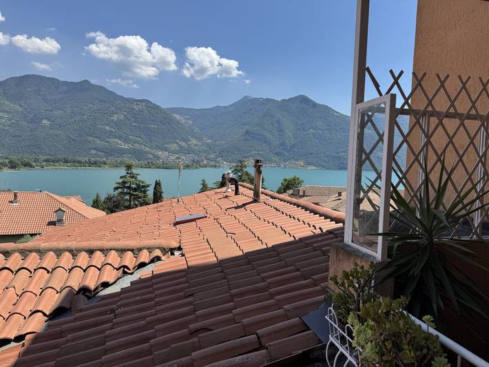 Gîte pour 6 personnes, avec terrasse, animaux acceptés à Lovere - 2