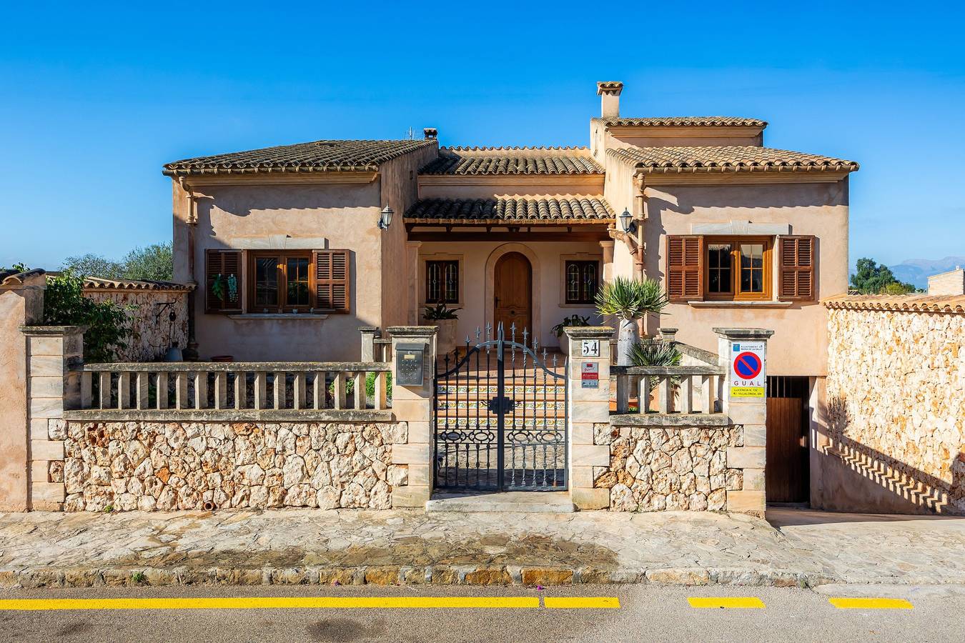 Ferienhaus 'Villalonga' mit privatem Pool, Wlan und Klimaanlage in Maria de la Salut, Mallorca Inselmitte