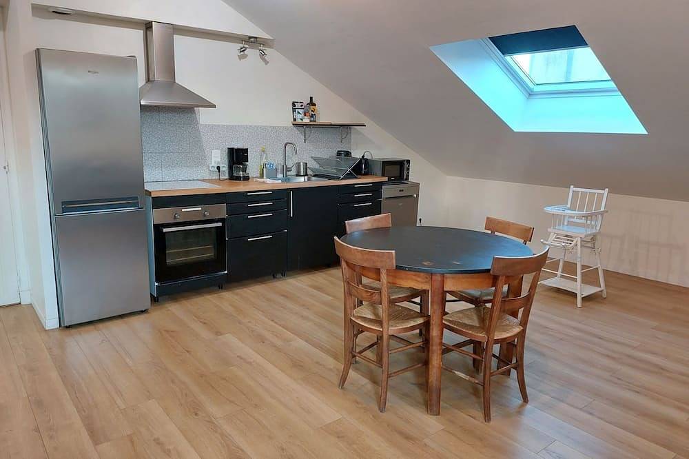 Apartamento entero, Apartamento-Familiar-Baño con ducha-Vista al campo-T3 in Gardanne, Region de Aix-en-Provence