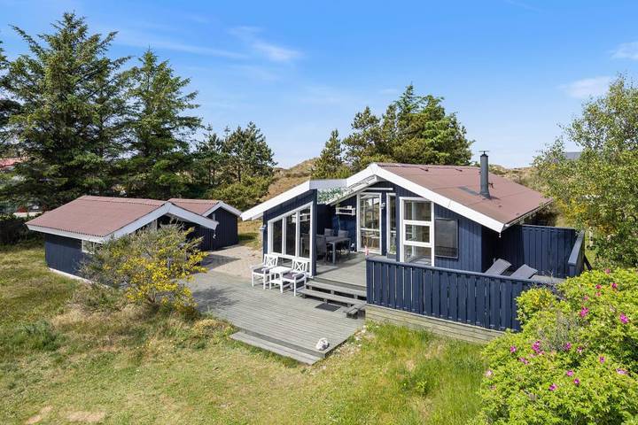 Villa für 6 Personen, mit Balkon/Terrasse und Ausblick sowie Terrasse - 1