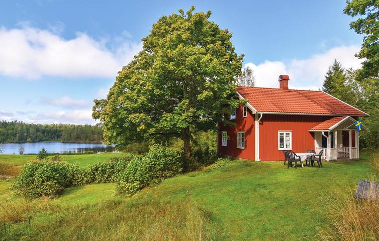 Hus för 4 Personer med terass in Dalsland