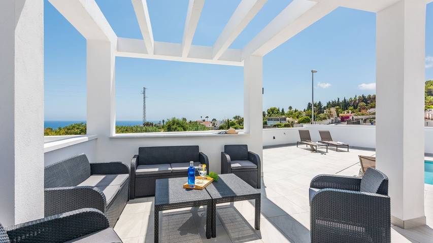 Finca für 6 Personen, mit Pool und Balkon/Terrasse in Nerja - 4