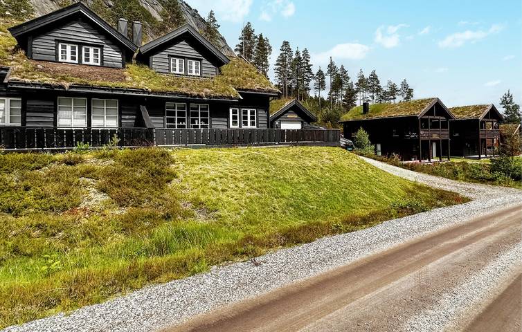 Ferienhaus für 9 Personen mit Garten in Valle