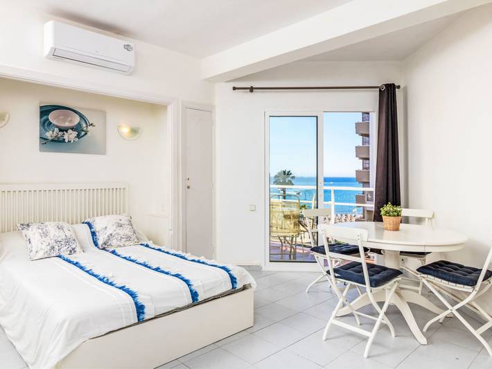 Ferienwohnung für 3 Personen, mit Garten und Balkon in Torremolinos - 2