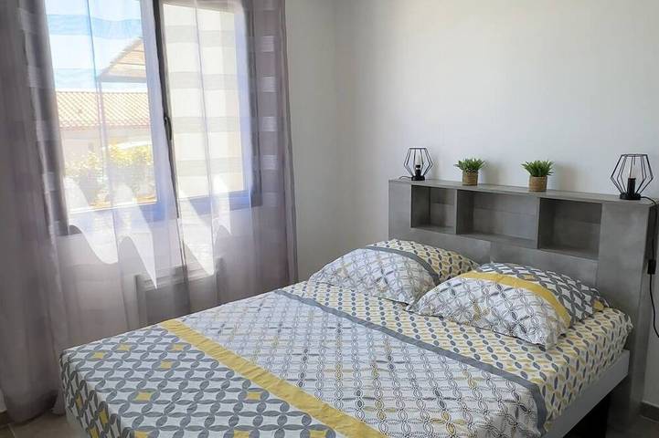 Location de vacances pour 6 personnes, avec Terrasse et Jardin à Puyvert - 4