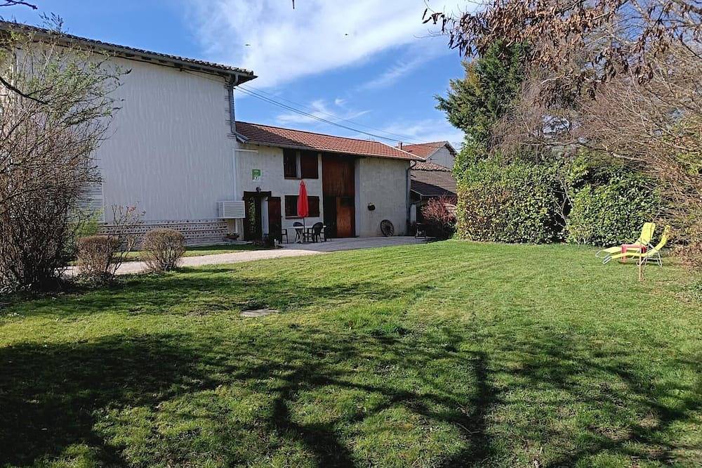 Location De Vacances pour 2 Personnes dans Villette-sur-Ain, Ain