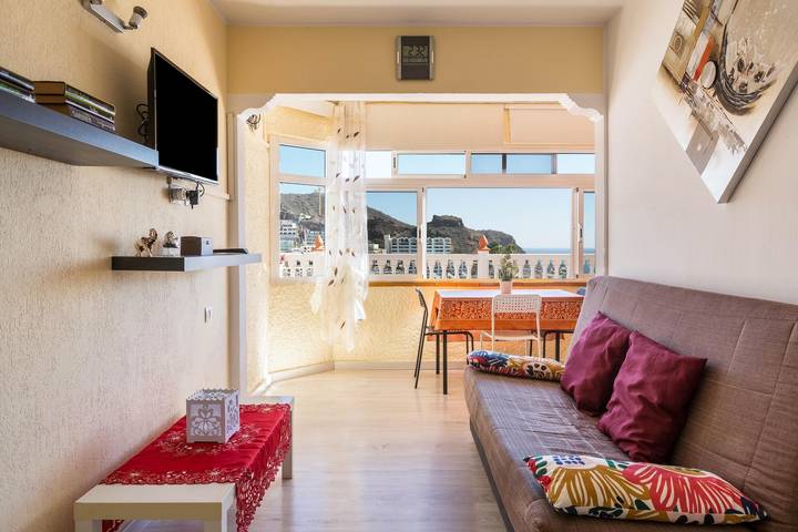 Appartamento intero, Appartamento per vacanze 'Bonaire' con vista mare, Wi-Fi, piscina in comune e terrazza in Puerto Rico (Gran Canaria), Mogán