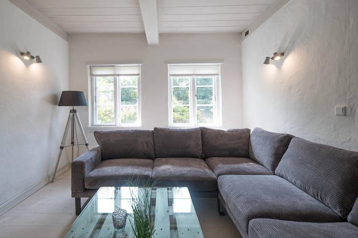 Ganze Wohnung, Stilvolle Ferienwohnung in ländlicher Idylle in Wobbenbüll, Nordfriesland