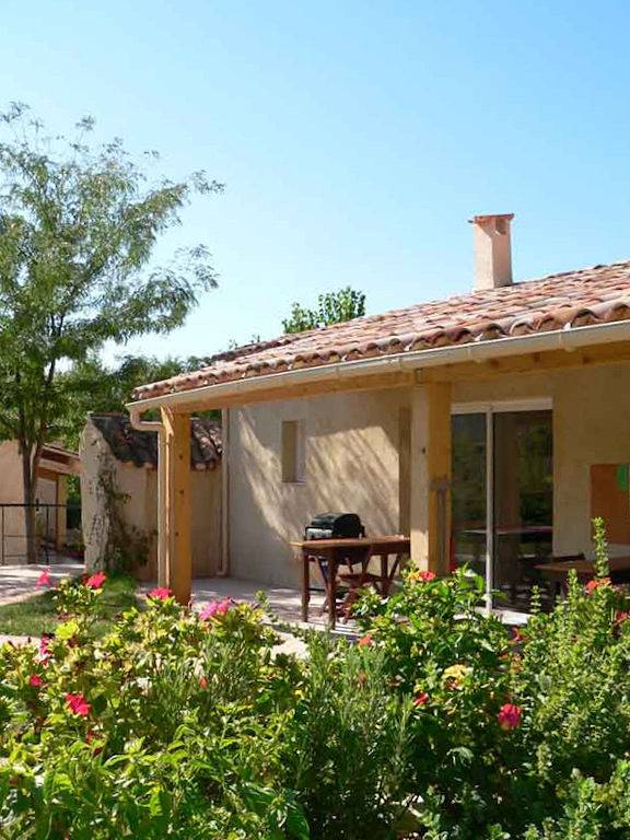 Gîte pour 4 personnes, avec jardin en Provence-Alpes-Côte d'Azur - 2