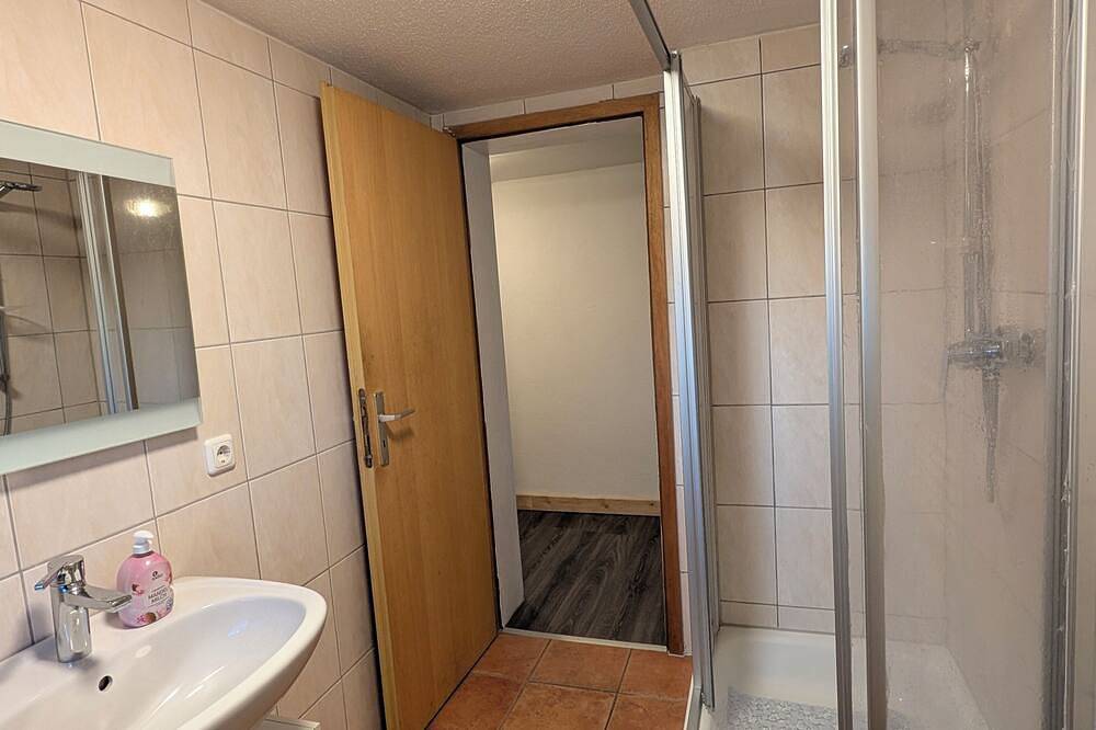 Ganze Wohnung, Ruhige Ferienwohnung mit Terrasse in Hilchenbach, Kreis Siegen-Wittgenstein