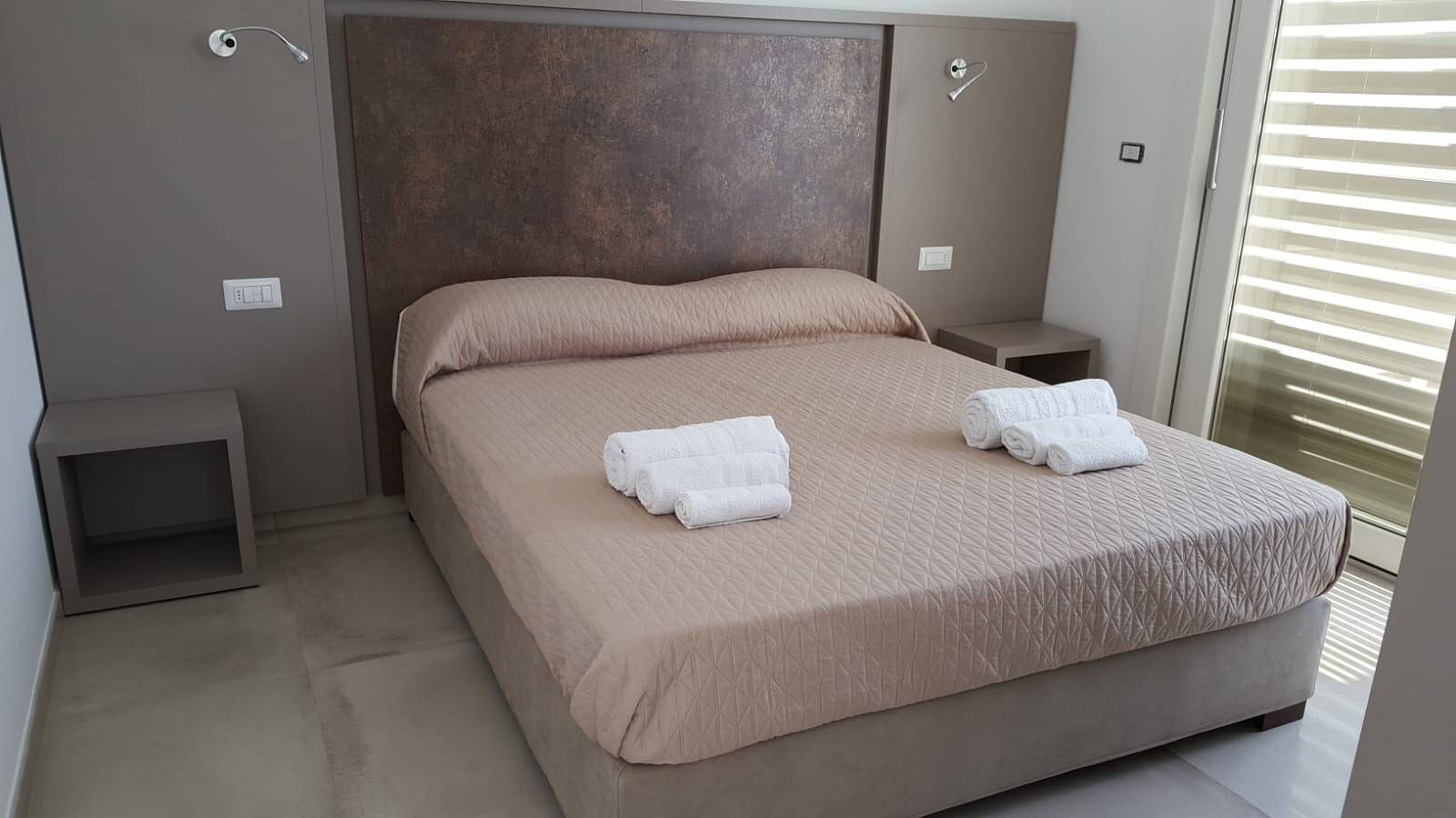 Ganze Wohnung, Ferienwohnung "Elite Luxury Residenz 1" mit Meerblick, Pool & Terrasse in Racale, Golf von Tarent