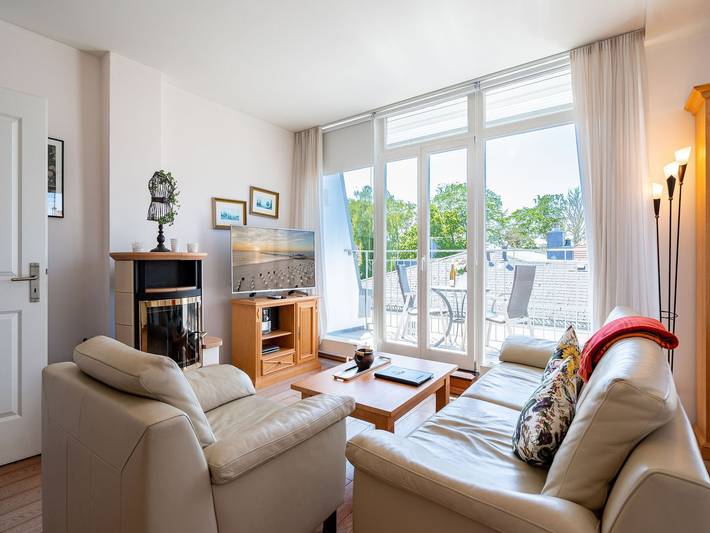 Hütte für 4 Personen, mit Sauna und Balkon auf Usedom