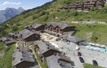 Gîte pour 10 personnes, avec balcon ainsi que sauna et piscine, adapté aux familles à Valmeinier