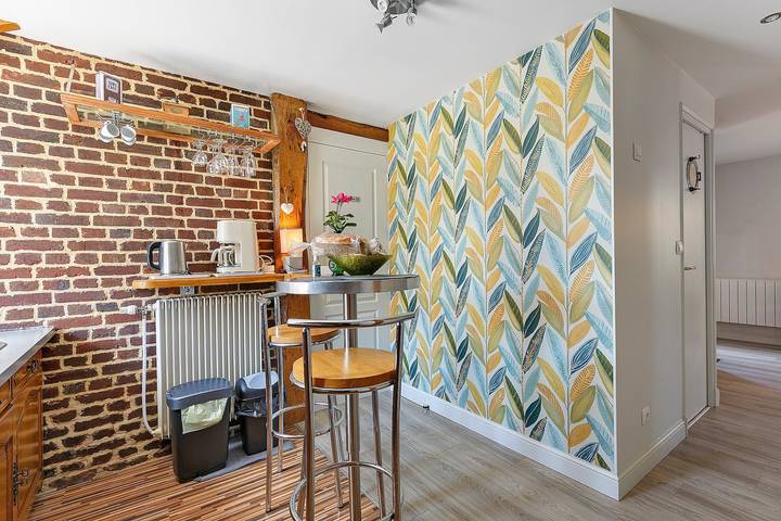 Cottage 'Gite "Entre Ciel Et Mer"' with Shared Terrace and Wi-Fi in Eu, Dieppe region