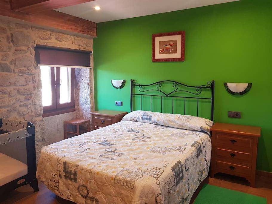 Vibesmuxía - Casa Rural Escola in Muxía, Costa de Galicia