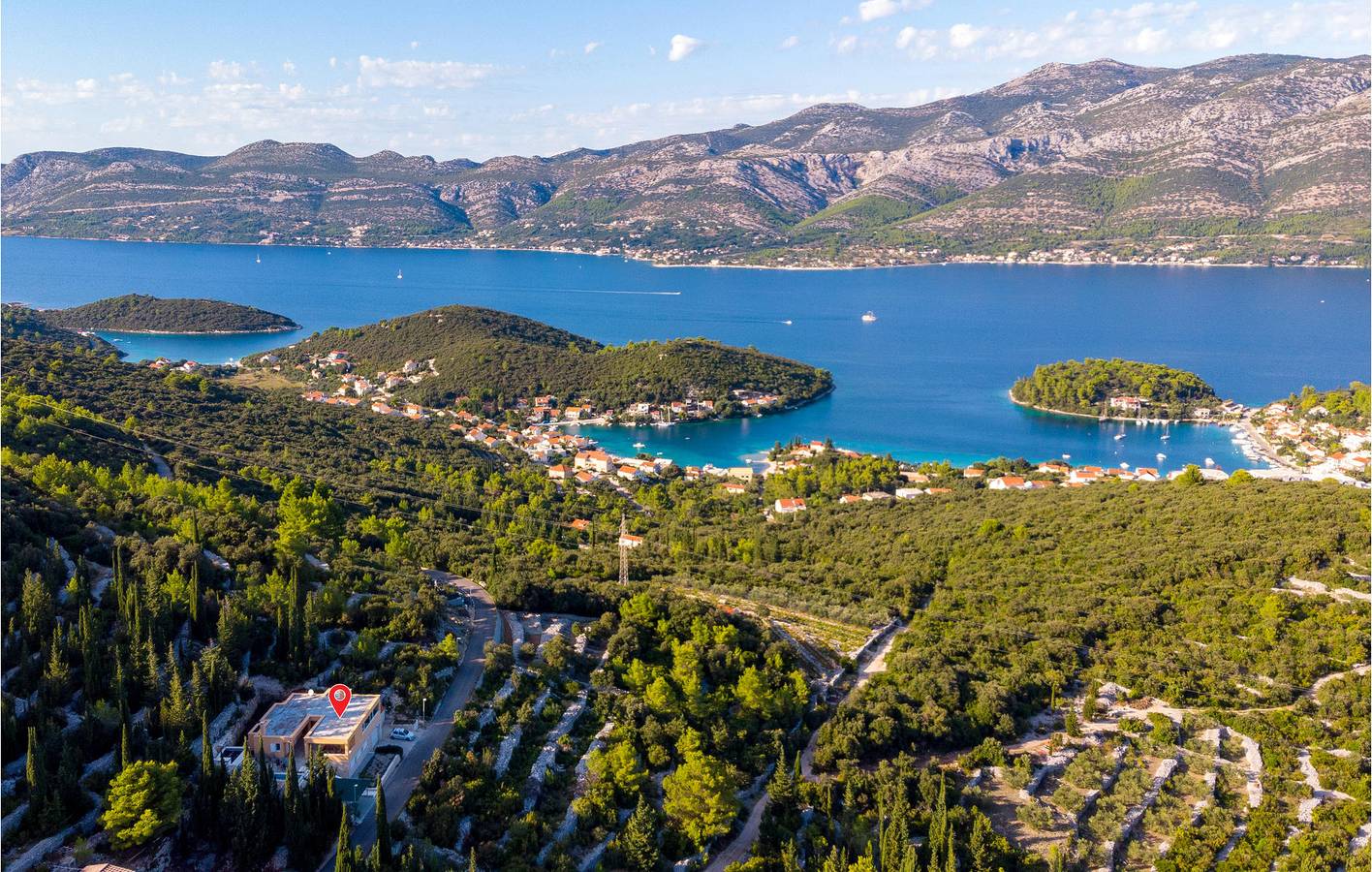 Charmante 2-Zimmer-Wohnung mit Pool, Parkplatz und Zugang zum Strand – nur 1,5 km entfernt! in Medvinjak, Korcula