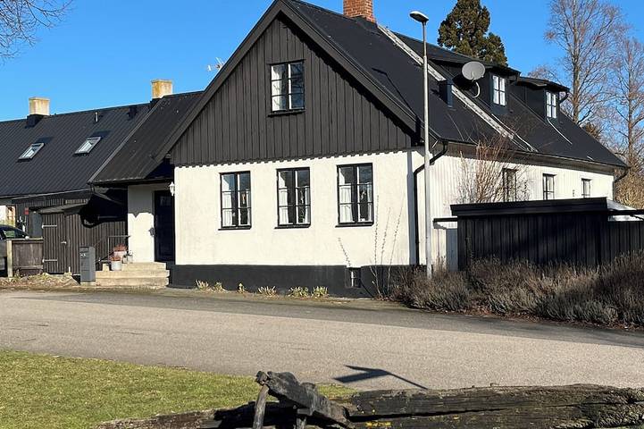 Ferienhaus für 8 Personen, mit Terrasse und Garten