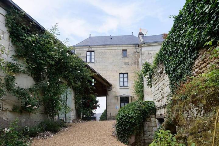 Location de vacances pour 6 personnes, avec vue à Pouançay