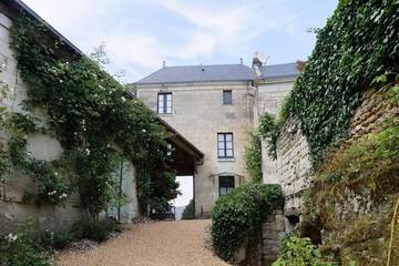 Gîte pour 6 personnes, avec vue à Pouançay