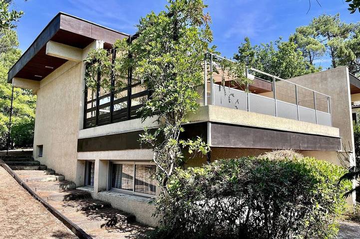 Villa pour 10 personnes, avec jardin et balcon dans Lac de Lacanau