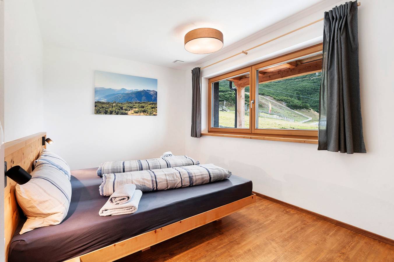 Ganze Wohnung, Apartment 'Erdgeschoss' mit Bergblick, gemeinsamer Terrasse und Wlan in Sarntal, Sarntaler Alpen