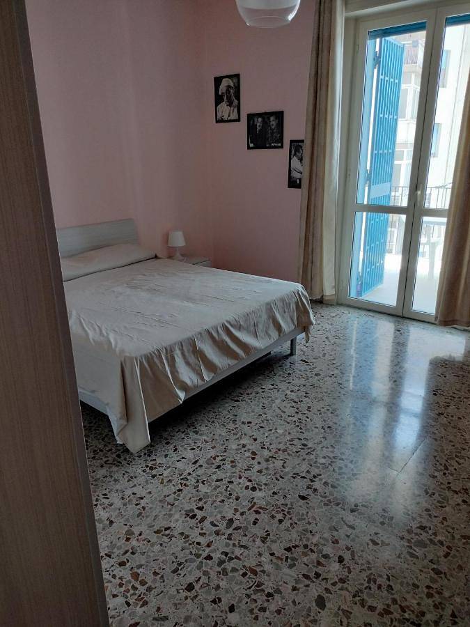 Location de vacances pour 3 personnes, avec balcon et vue à Torre del Greco - 3