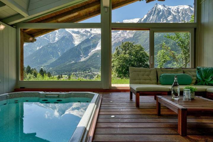 Location de vacances pour 11 personnes, avec jacuzzi et balcon ainsi que jardin et sauna à Les Thuiles - 2