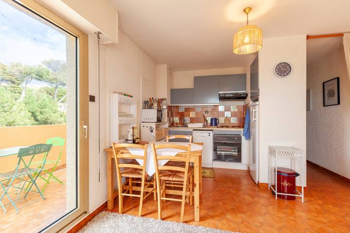 Gîte pour 3 personnes, avec jardin à Six-Fours-les-Plages - 4