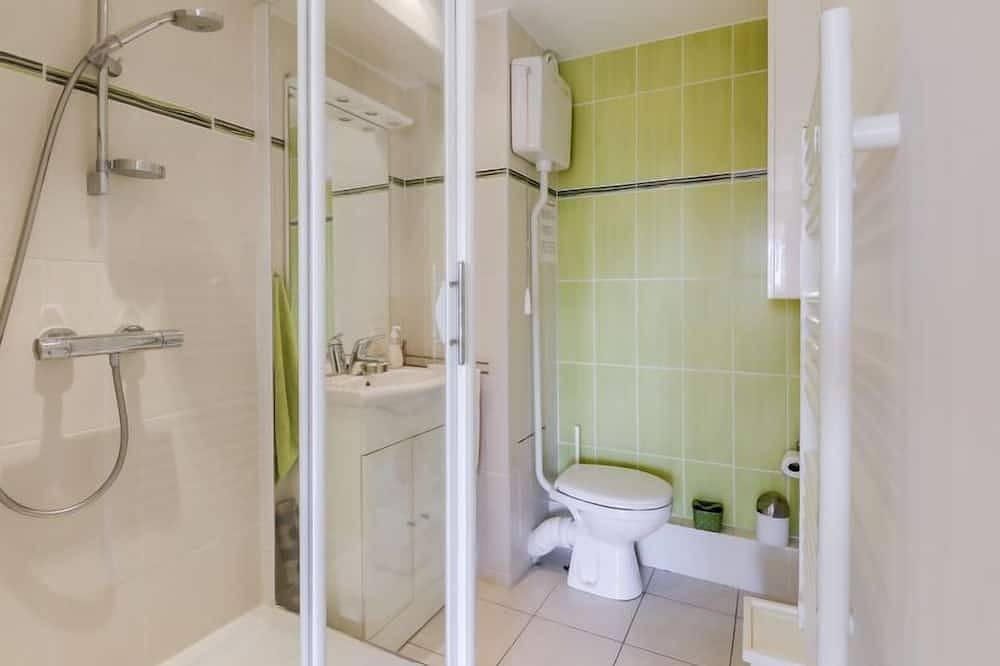 Entire apartment, Le Clos des Lavandes by Interhome in Bandol, Toulon region