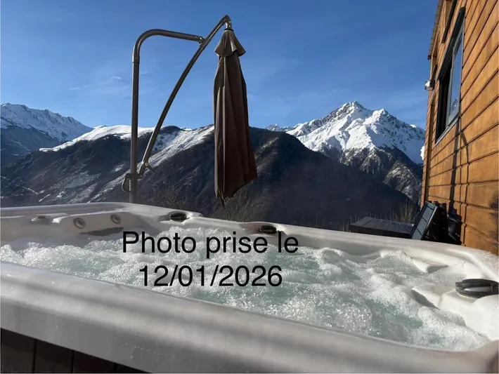 Chalet pour 4 personnes, avec jacuzzi et terrasse - 1
