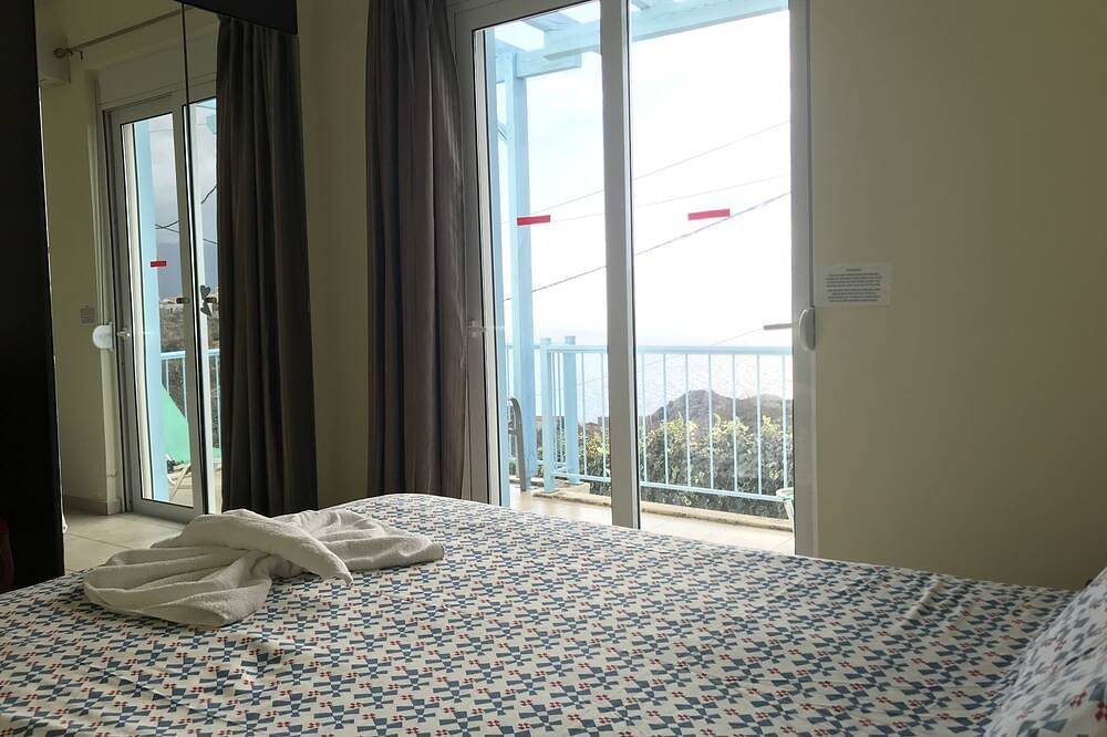 Atemberaubende Berge, Meerblick mit Pool Wifi in der Nähe von Geschäften und Angeboten zur Verfügung in Kefalas, Vamos