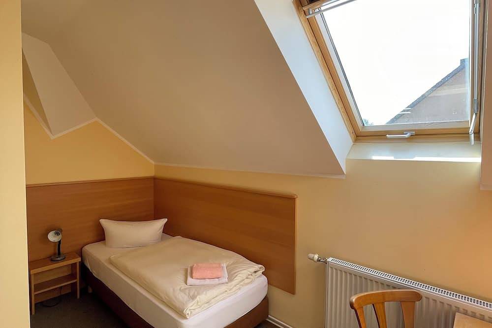 Gästezimmer mit bezauberndem Garten und Koi-Teich. in Trebbin, Teltow-Fläming