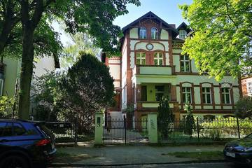 Ferienwohnung für 4 Personen, mit Garten und Balkon in Steglitz-Zehlendorf