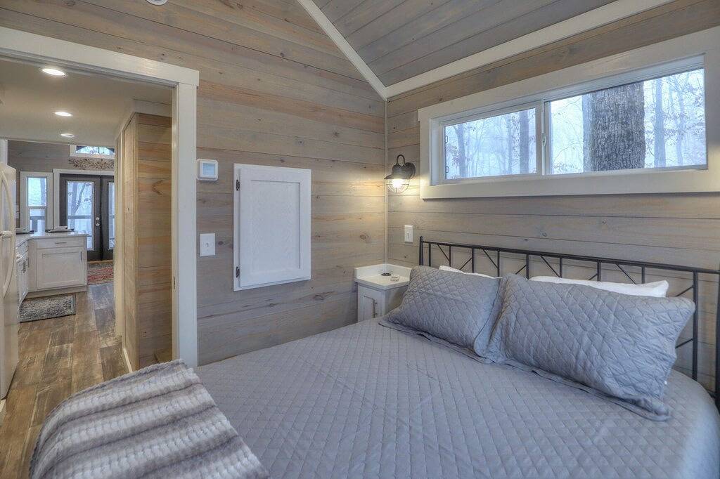 Edgewater at The Retreat at Water's Edge in Grundy County