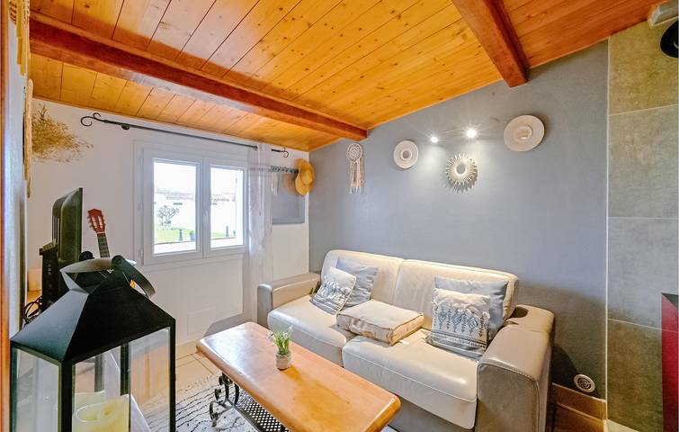 Ferienhaus für 2 Personen, mit Terrasse und Pool in Arles - 3