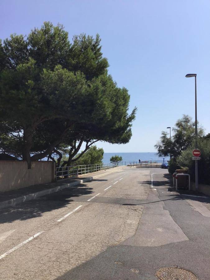 Double Room with Terrace in Sausset-les-Pins, Côte méditerranéenne (France)