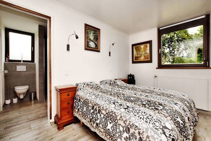 Ferienhaus in Virton mit Swimmingpool in Luxemburg Provinz